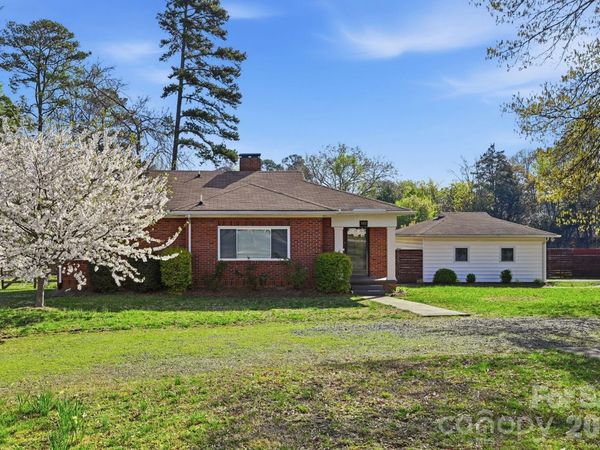 555 Peigler Street NW, Concord, NC 28027