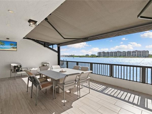 406 La Peninsula BLVD, Unit 406, NAPLES, FL 34113