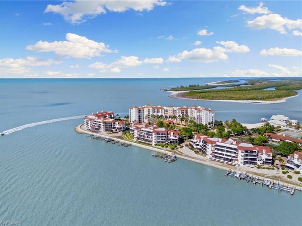 406 La Peninsula BLVD, Unit 406, NAPLES, FL 34113