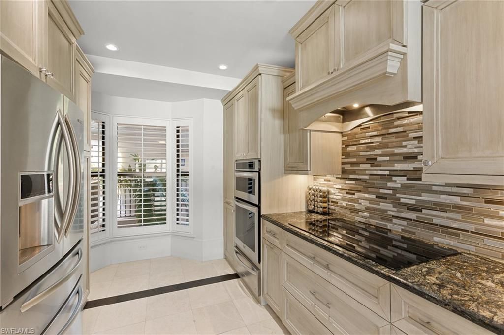 406 La Peninsula Blvd, Unit 406, Naples, FL 34113 Photo