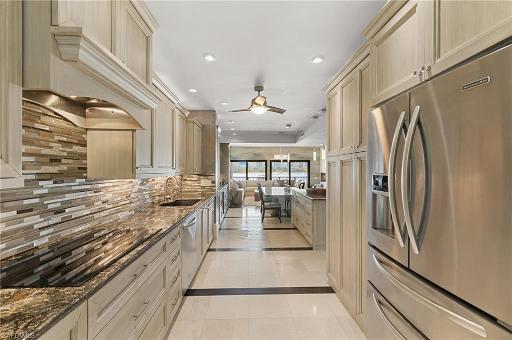 406 La Peninsula Blvd, Unit 406, Naples, FL 34113 Photo