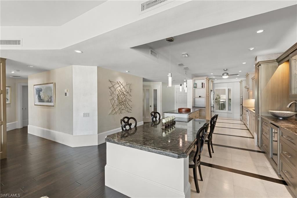 406 La Peninsula Blvd, Unit 406, Naples, FL 34113 Photo
