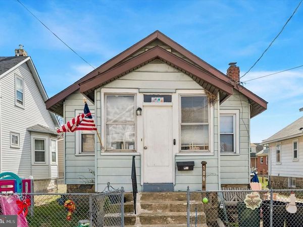 106 S 3RD AVENUE, ESSINGTON, PA 19029