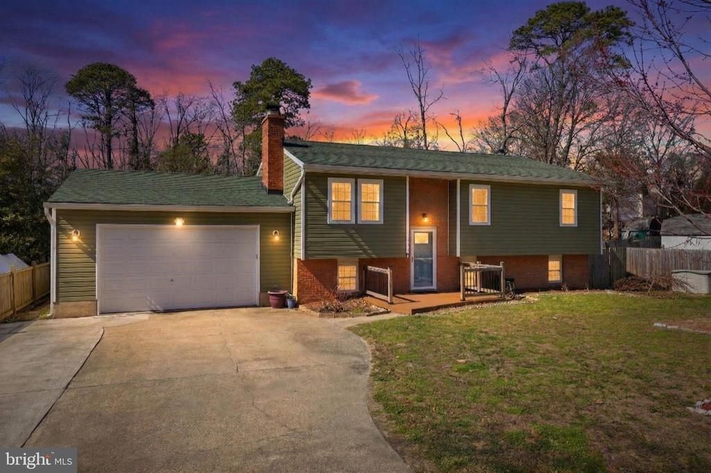 304 Maryland Avenue, Pasadena, MD 21122 Main Photo