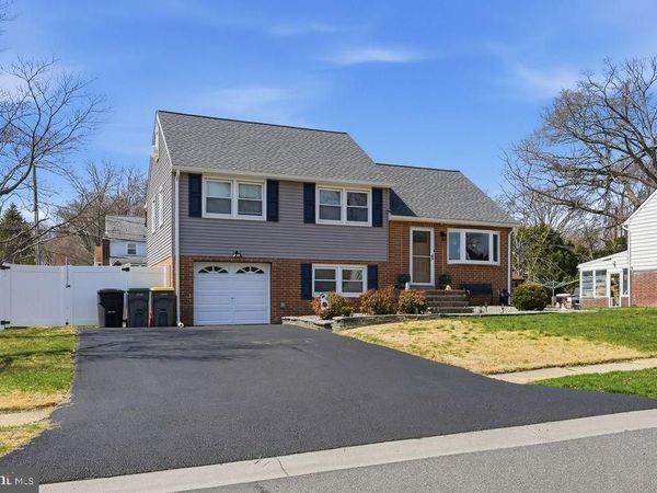 2620 SHERWOOD DRIVE, WILMINGTON, DE 19808