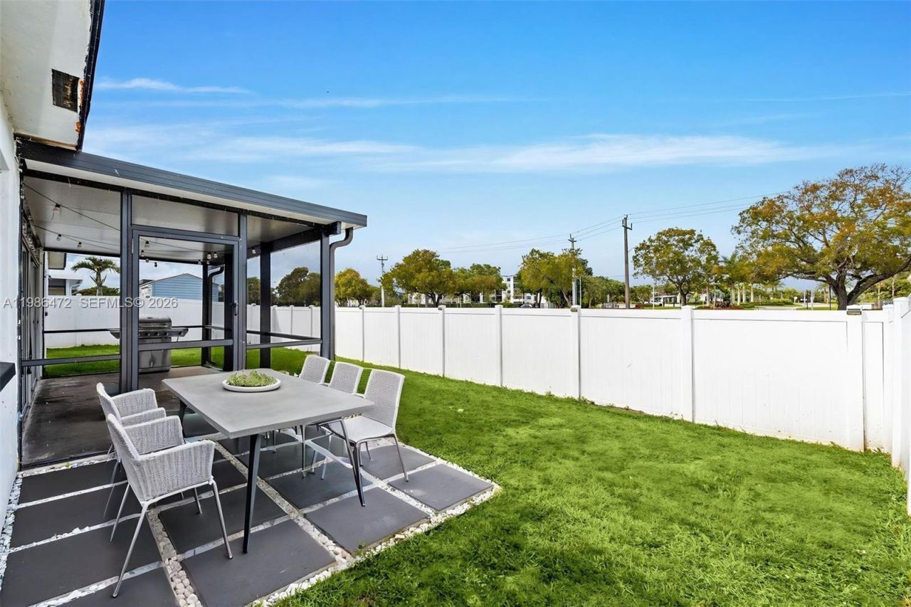 22555 SW 56th Ave , Boca Raton, FL 33433 Photo