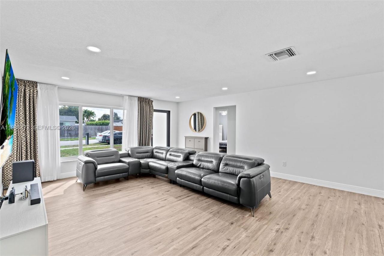 22555 SW 56th Ave , Boca Raton, FL 33433 Photo