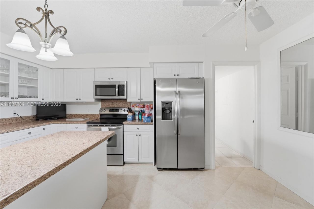 19670 Beach Rd, Unit B323, Tequesta, FL 33469 Photo