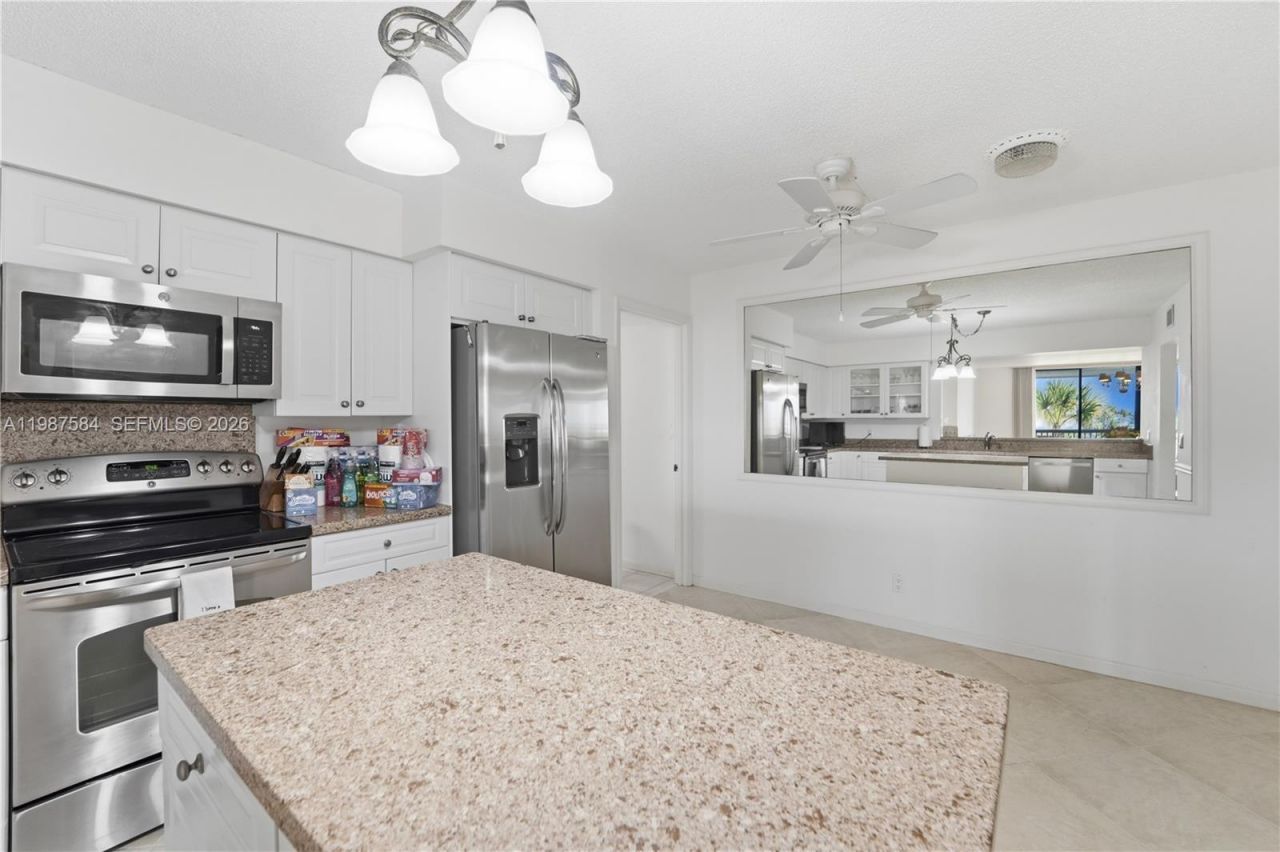 19670 Beach Rd, Unit B323, Tequesta, FL 33469 Photo