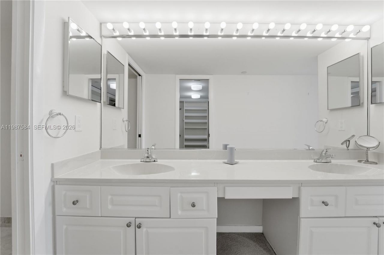 19670 Beach Rd, Unit B323, Tequesta, FL 33469 Photo