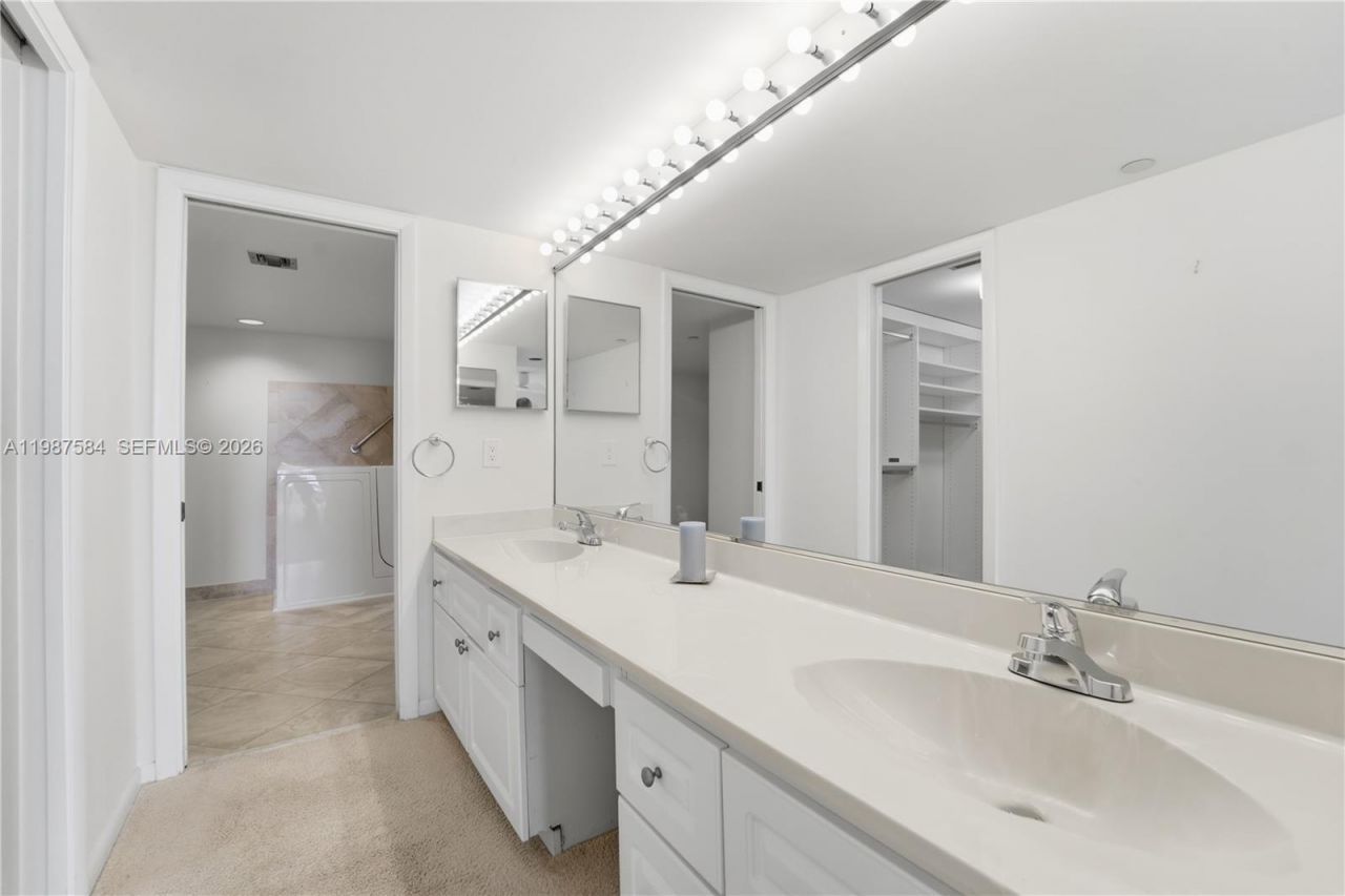 19670 Beach Rd, Unit B323, Tequesta, FL 33469 Photo