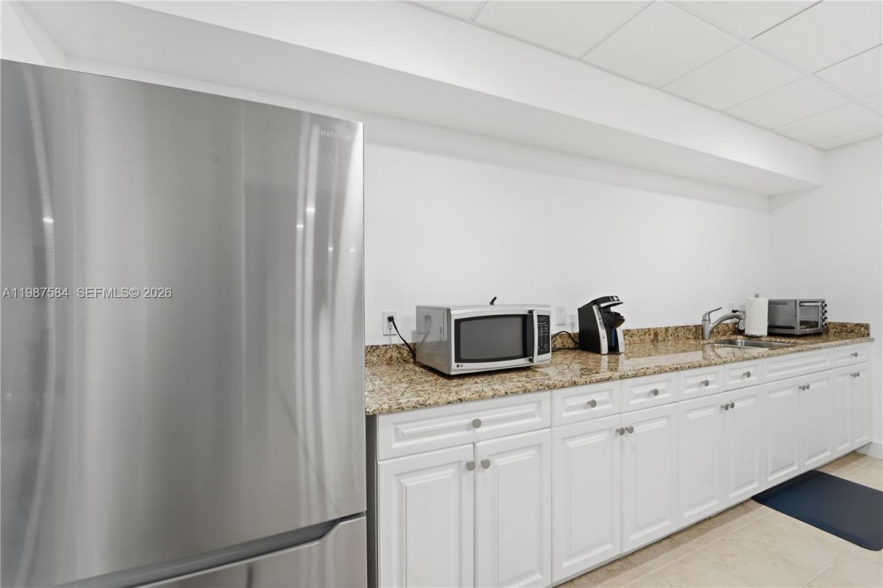 19670 Beach Rd, Unit B323, Tequesta, FL 33469 Photo