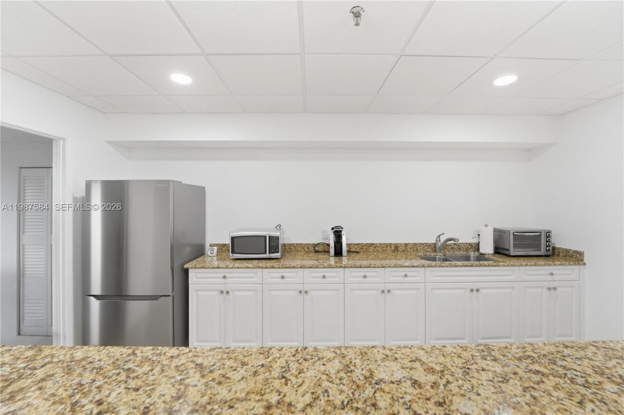 19670 Beach Rd, Unit B323, Tequesta, FL 33469 Photo