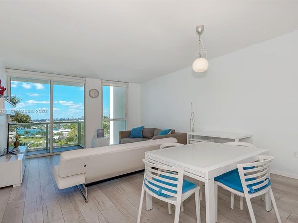 253 NE 2nd St , Unit 907, Miami, FL 33132