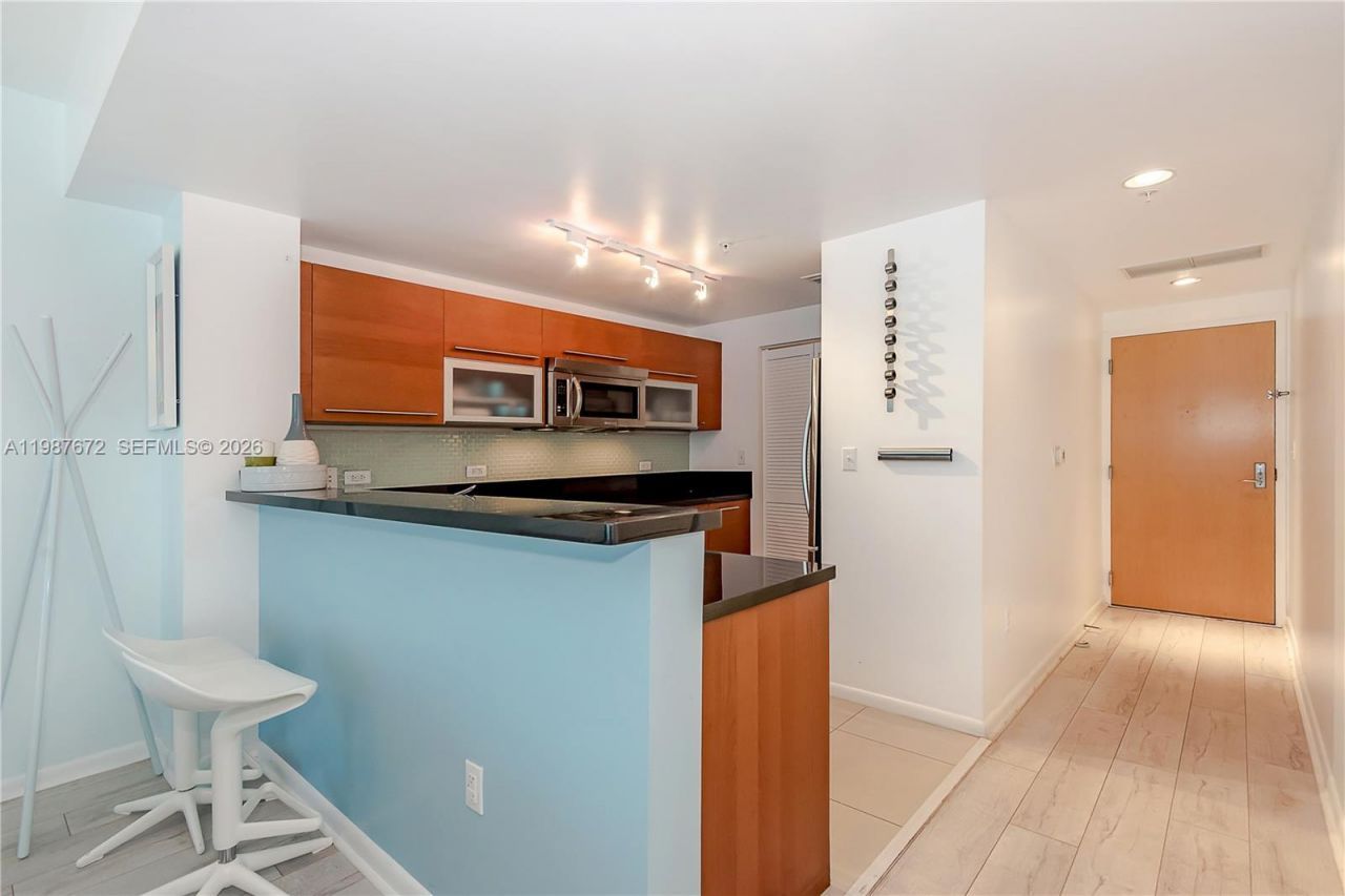 253 NE 2nd St , Unit 907, Miami, FL 33132 Photo