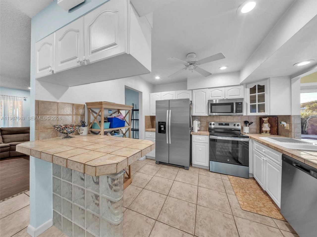 9621 NW 8th St, Pembroke Pines, FL 33024 Photo