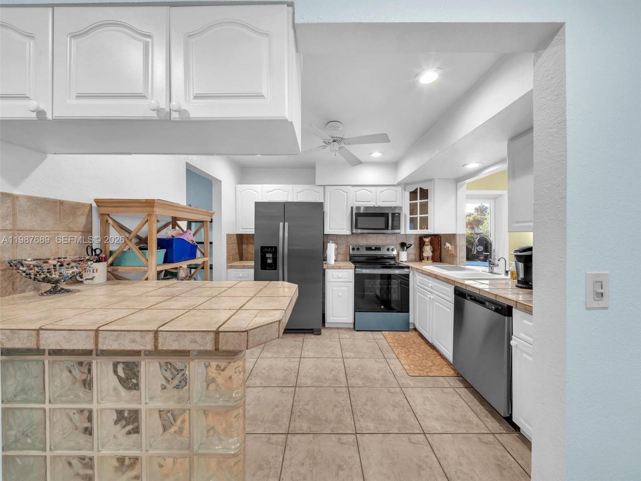 9621 NW 8th St, Pembroke Pines, FL 33024 Photo