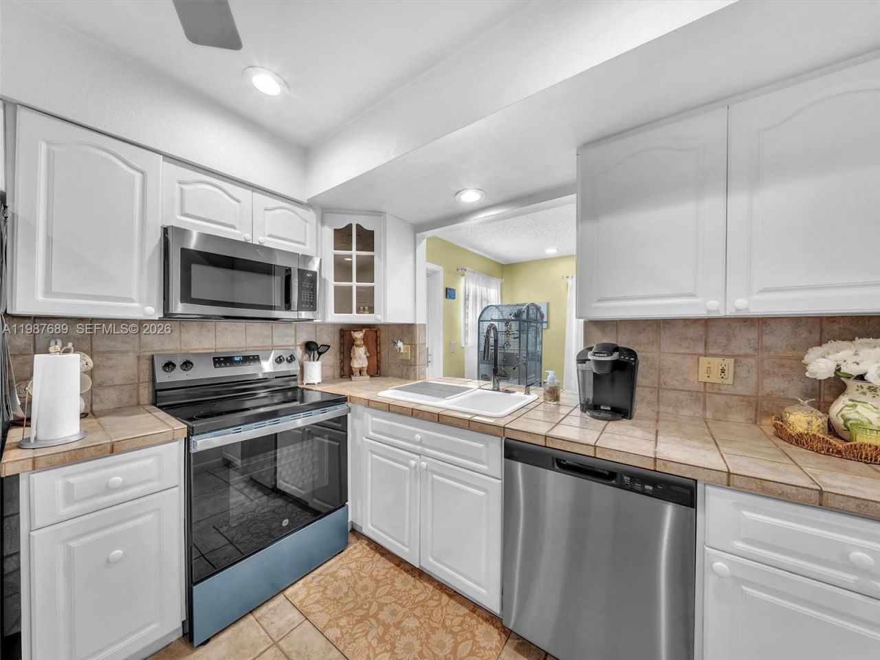 9621 NW 8th St, Pembroke Pines, FL 33024 Photo