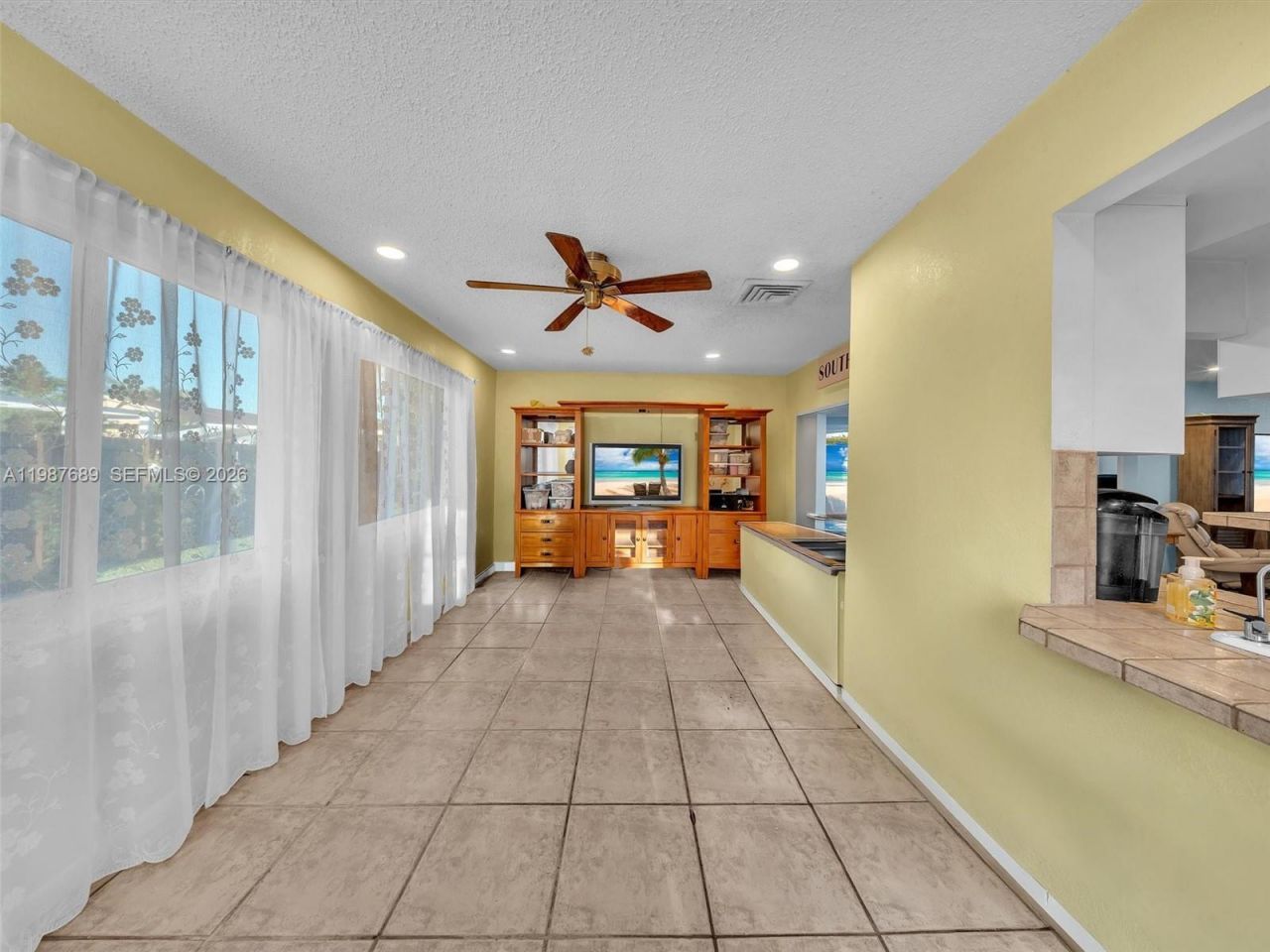 9621 NW 8th St, Pembroke Pines, FL 33024 Photo