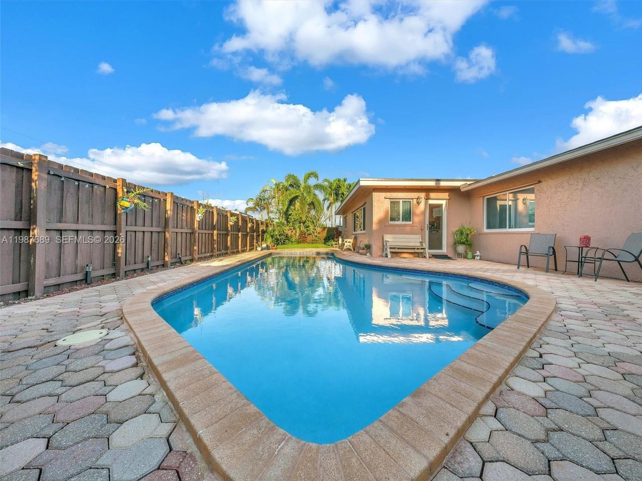 9621 NW 8th St, Pembroke Pines, FL 33024 Photo