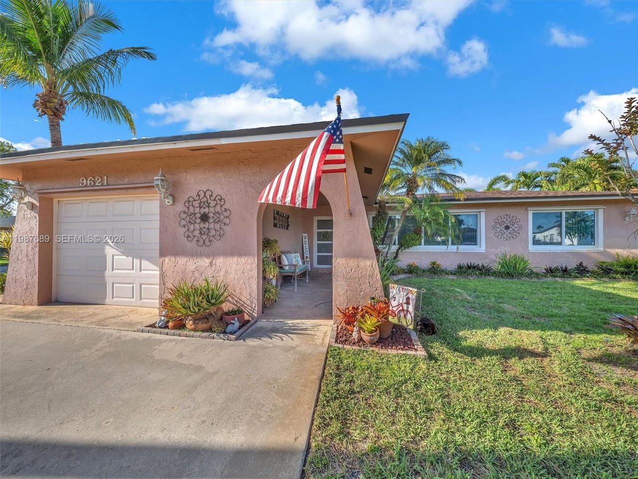 9621 NW 8th St, Pembroke Pines, FL 33024 Photo