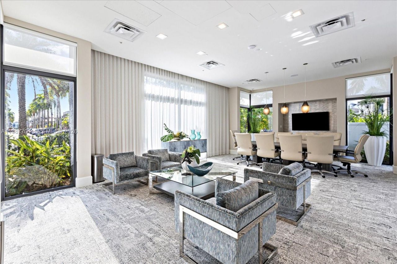 4346 NW 81st Ave , Doral, FL 33166 Photo