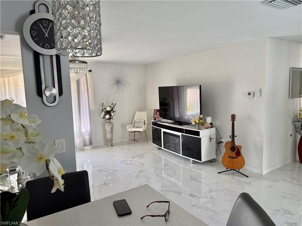 226 Kingston Dr, Fort Myers, FL 33905 Photo