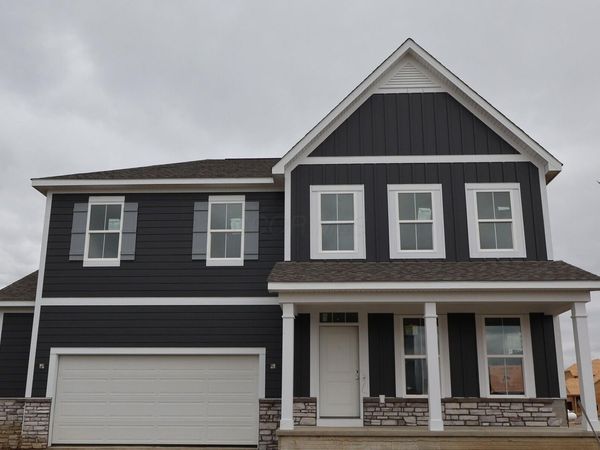 74 Banyan Drive , Lewis Center, OH 43035