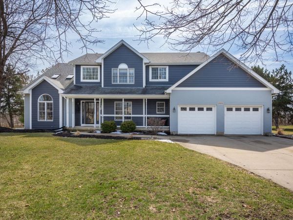 23325 112th St, Salem Lakes, WI 53179