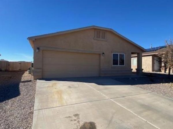 16 Tome Vista Drive , Los Lunas, NM 87031