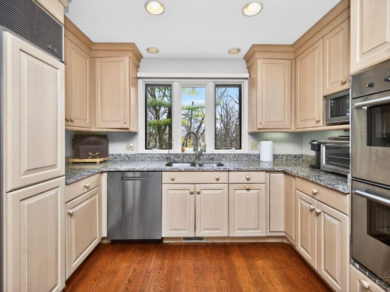 350 Pleasant Hill Drive, Wyoming, OH 45215 Photo 16