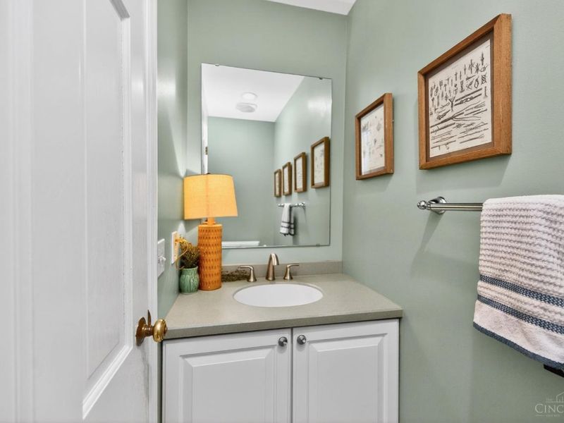 350 Pleasant Hill Drive, Wyoming, OH 45215 Photo 19