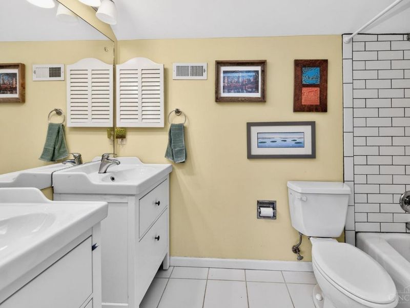 350 Pleasant Hill Drive, Wyoming, OH 45215 Photo 38