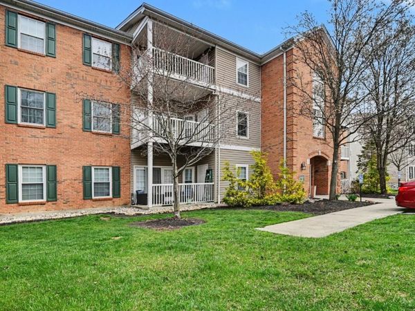 5401 Michelles Oak Court, Unit E, Green Twp, OH 45238