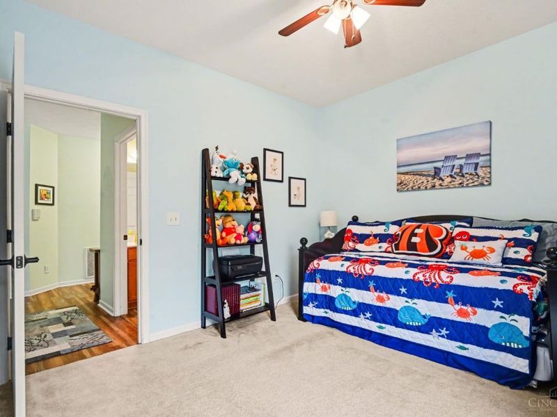 5401 Michelles Oak Court, Unit E, Green Township, OH 45238 Photo 17