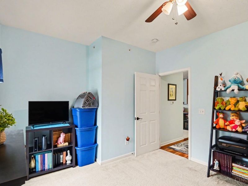 5401 Michelles Oak Court, Unit E, Green Township, OH 45238 Photo 19