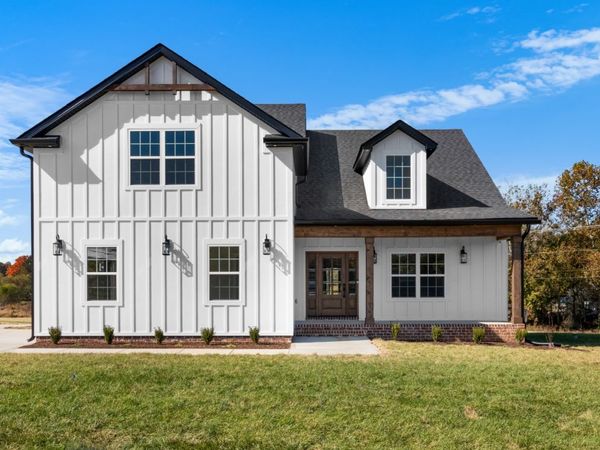 1066 Indian Creek , Cumberland Furnace, TN 37051