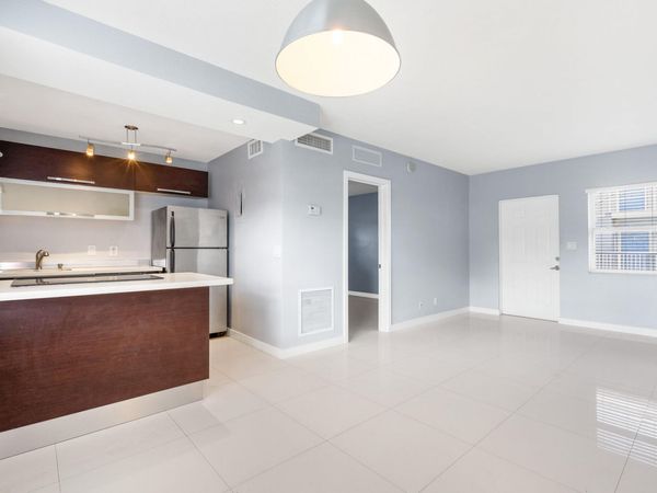 416 NE 15th Avenue, Unit 2, Fort Lauderdale, FL 33301