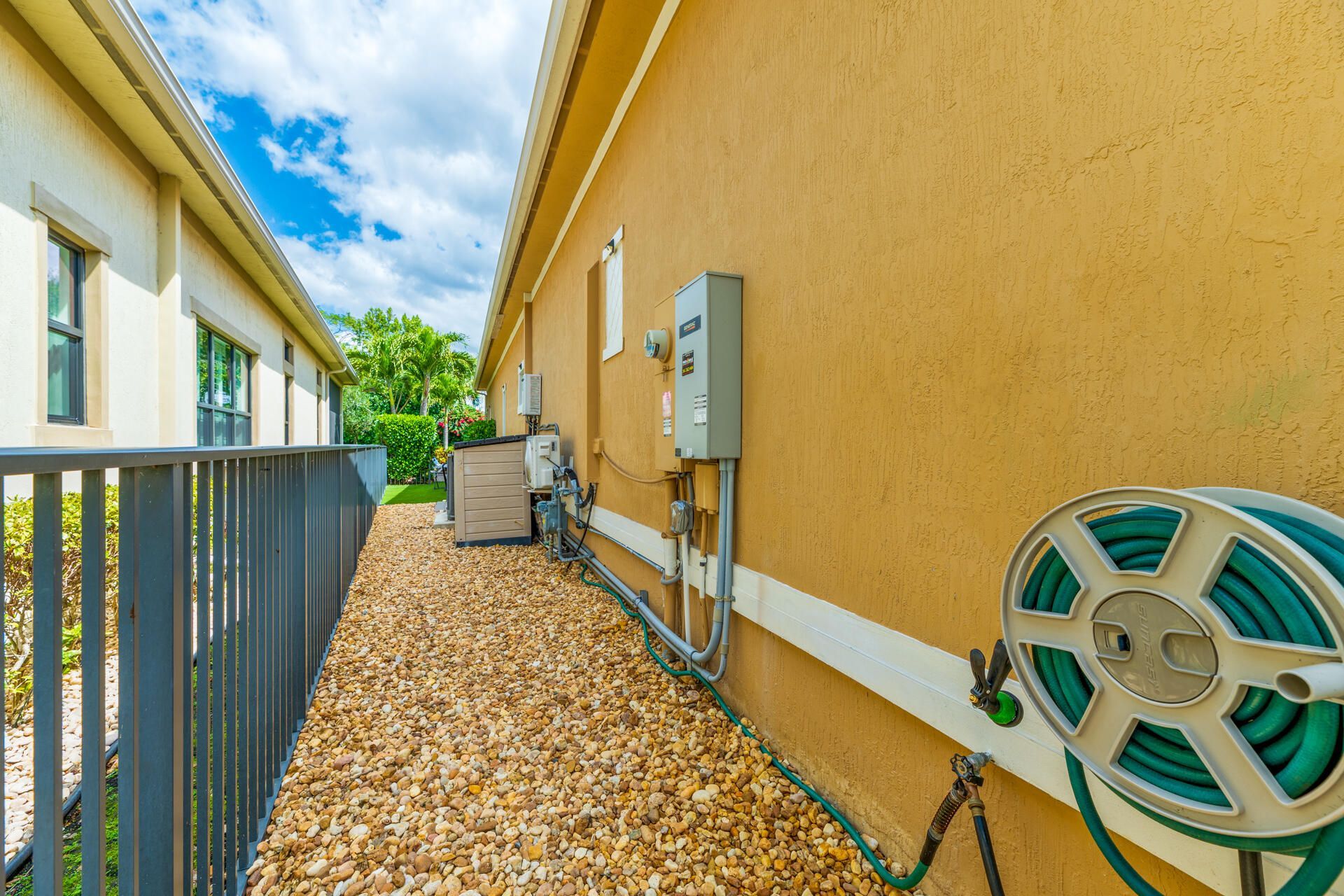 11825 N Kalmar Cir Circle N, Parkland, FL 33076 Photo