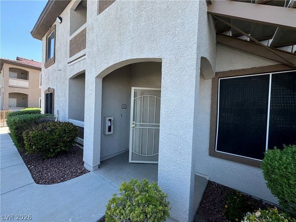 2305 W Horizon Ridge Parkway, Unit 2911, Henderson, NV 89052