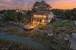 1538 Periwinkle Drive photo 4