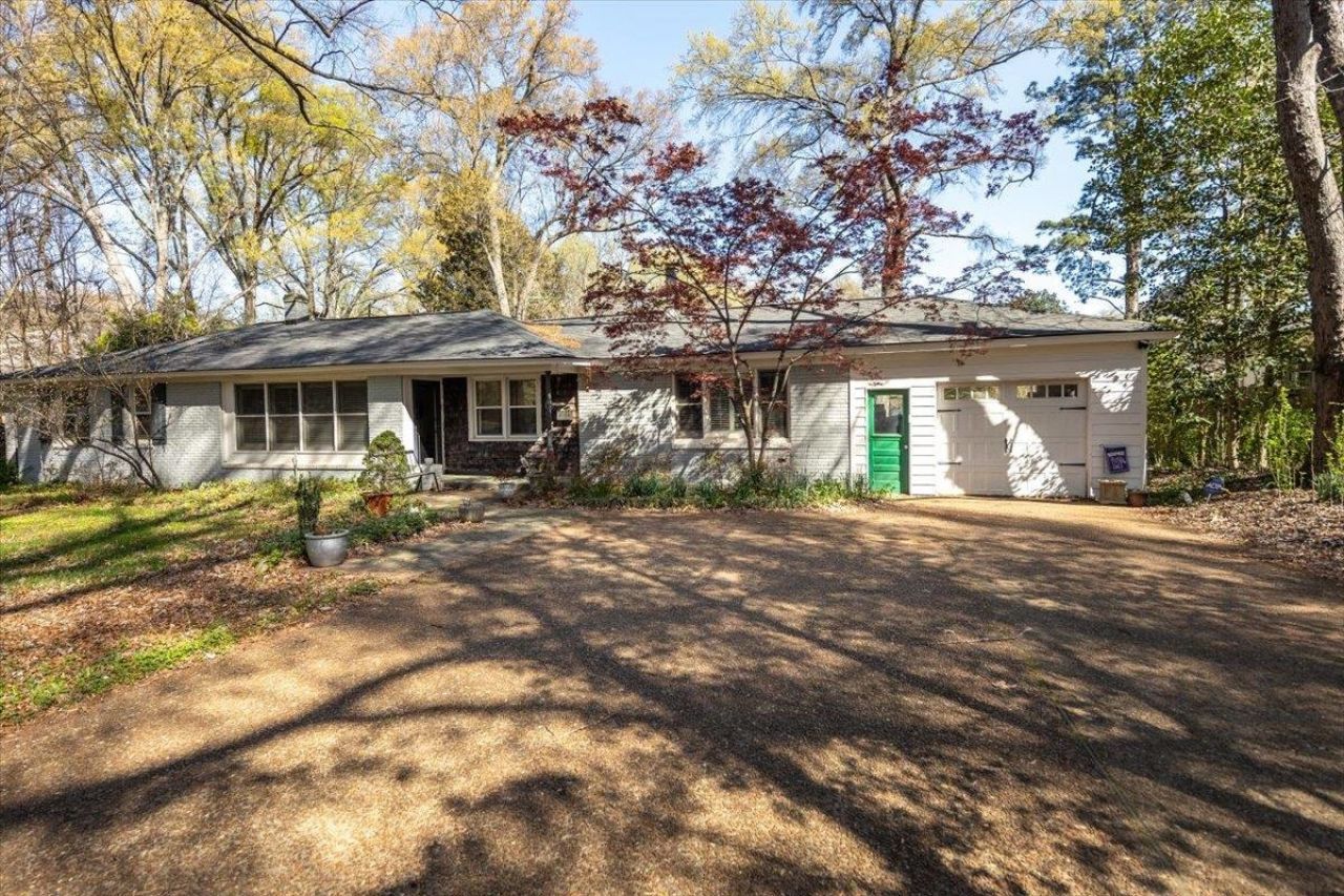 4910 Cole Rd, Memphis, TN 38117 Main Photo