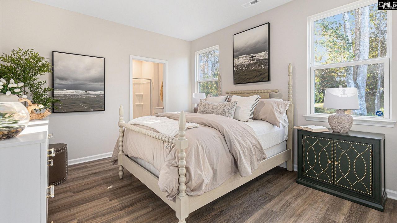 1057 Grand Oaks Drive Photo 11