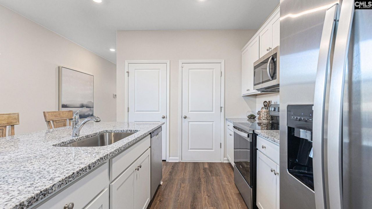 1057 Grand Oaks Drive Photo 6