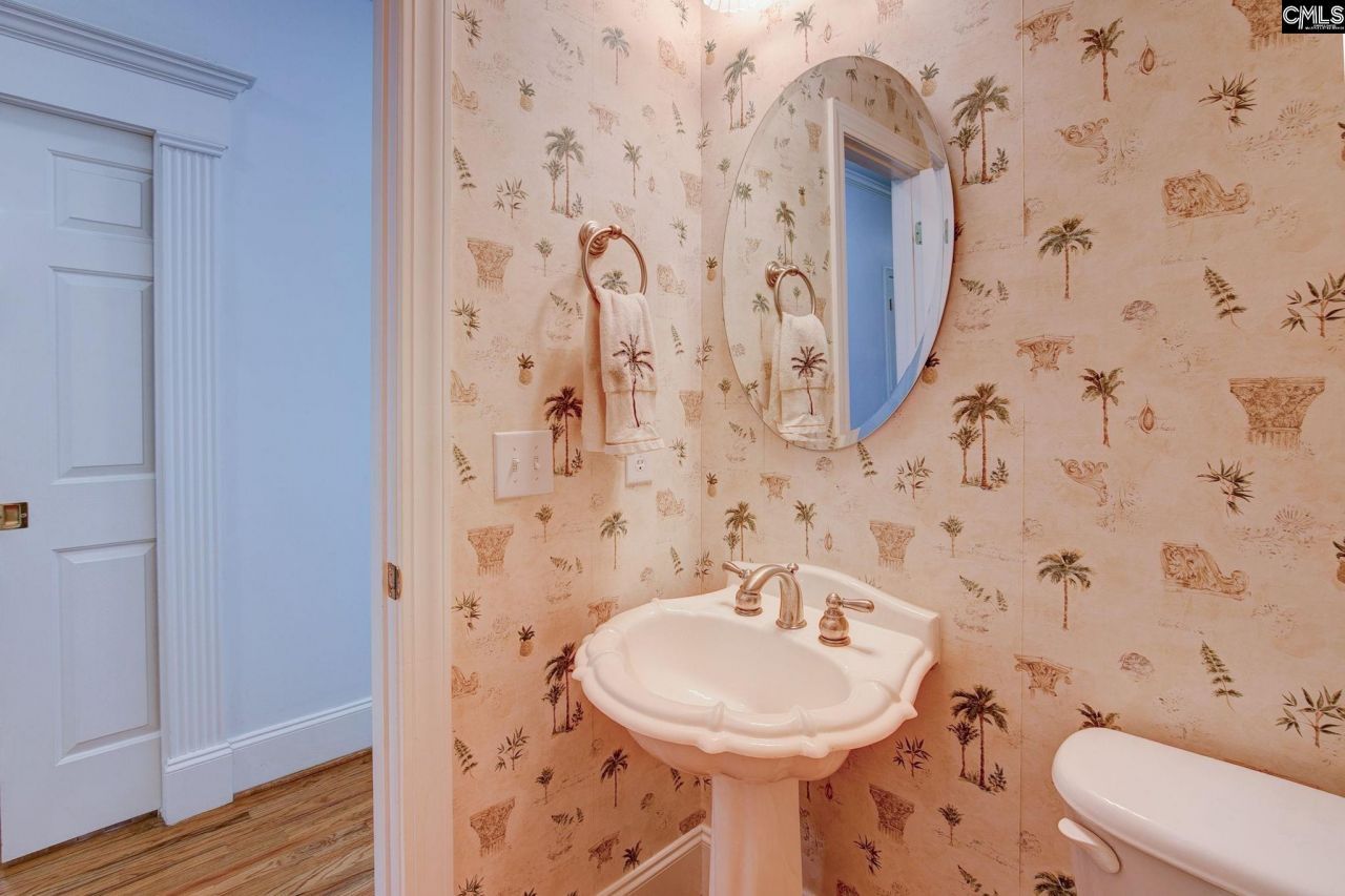 502 Eagle Pointe Drive  Photo 24