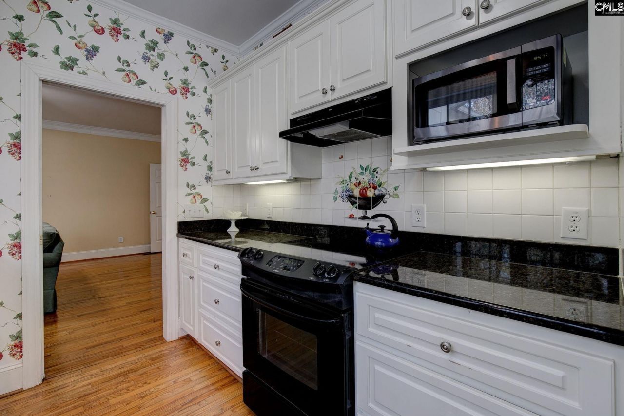 502 Eagle Pointe Drive  Photo 32