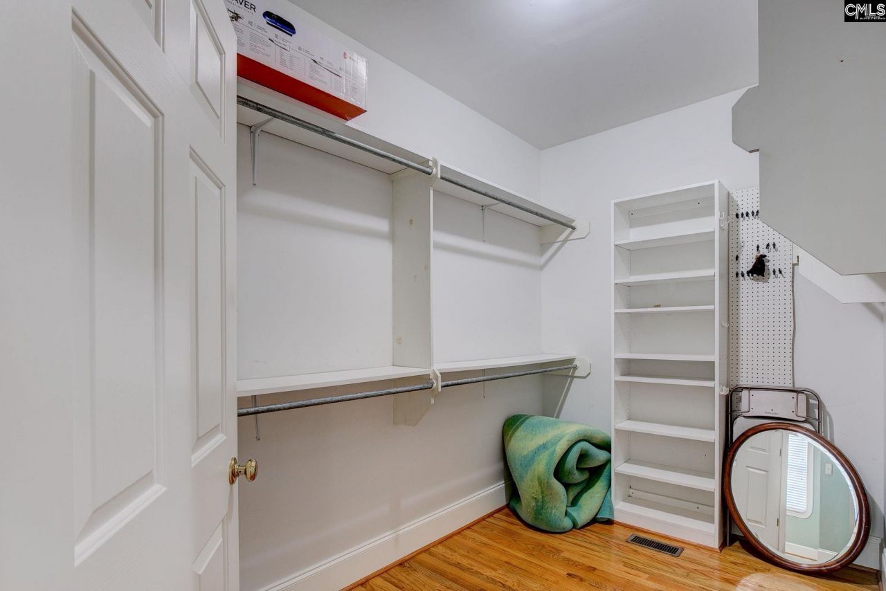 502 Eagle Pointe Drive  Photo 36