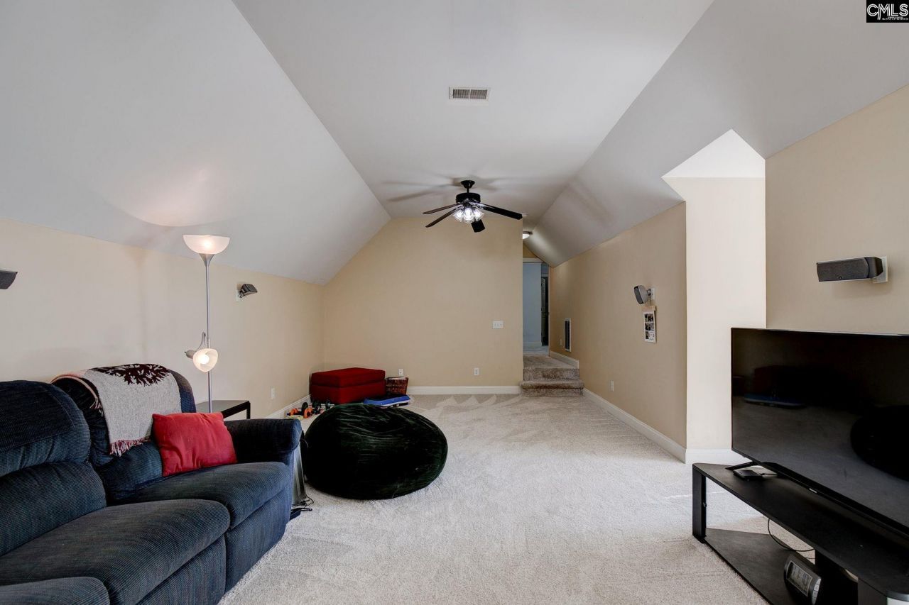 502 Eagle Pointe Drive  Photo 52