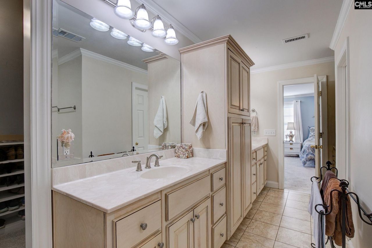 502 Eagle Pointe Drive  Photo 60