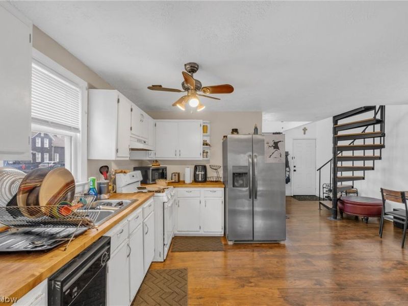 1984 W 52 Street, Cleveland, OH 44102 Photo 13